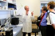 12.45 h. Visita a l'Institut Universitari d'Investigaci en Cincies de la Salut (IUNICS)