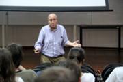 Lli magistral a crrec del professor Anton Aubanell amb el ttol: Una passejada per l'origen del nostre calendari