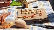Degustaci de productes al Mercat Ecolgic a la UIB,  a crrec de l'Associaci Mercat Ecolgic. Vine a degustar productes ecolgics locals i aprofita el moment per comprar de manera sana i natural.