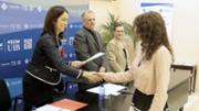 Dilluns 3 d'abril. Inauguraci de la Setmana del Postgrau, entrega de premis dels Premis Santander-UIB als millors estudiants de mster i doctorat. Son Lled, sala d'actes.