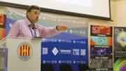 Enrique Zas: Astrofsica Multimessenger: una visin sesgada de UHE Astroparticle Physics.