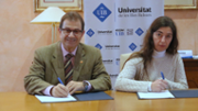 Signatura conveni: Lloren Huguet i Neus Truyols - Foto: A.Costa/UIB