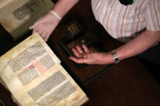 La UIB assessorar el Consell de Mallorca sobre el fons documental de la Biblioteca Balear del Monestir de la Real - Foto: A.COSTA/UIB