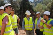 2019-07-23-Visita-de-la-UIB-i-el-Consell-a-lobra-del-mur-de-Caimari-Lluc.JPG