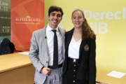 Pablo Juanico Rodrguez (primer premi) i Aina Carlota Jurez Chinchilla (segon premi) - Foto: A.Costa/UIB 