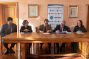 Conveni de collaboraci amb el Collegi Oficial de Doctors i Llicenciats en Filosofia i Lletres i en Cincies de les Illes Balears - Foto: A.Costa/UIB