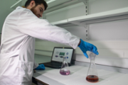 Nous materials hbrids per extreure contaminants - Foto: A.COSTA/UIB