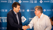 El vicerector de Poltica Cientfica i Investigaci de la UIB, doctor Vctor Homar, i el batlle de sa Pobla, senyor Gabriel Ferragut - Foto: A.COSTA/UIB