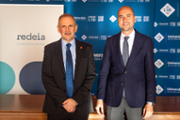 El Rector de la UIB, Jaume Carot, i el delegat de Redeia a les Illes Balears, Eduardo Maynau - Foto: A.COSTA/UIB