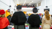 La coral interpreta el Gaudeamus Igitur. Foto: A.COSTA/UIB