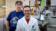 Bartolome Soberats i Daniel Martnez, investigadors del grup de Qumica Supramolecular de la UIB - Foto: A.COSTA/UIB