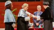 El rector investeix el nou doctor | Foto: A.Costa/UIB
