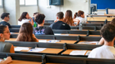 La comissi&#xf3; organitzadora de la PAU anul&#xb7;la una pregunta de l&#x2019;examen d&#x2019;Hist&#xf2;ria de la Filosofia