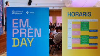 Primera edició de la fira d'emprenedoria juvenil EmprènDay - Foto: A.COSTA/UIB